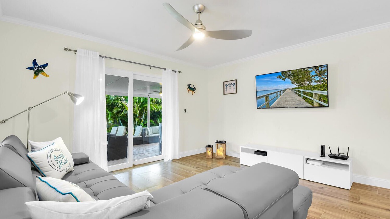 Photo of Livingroom in Naples Park