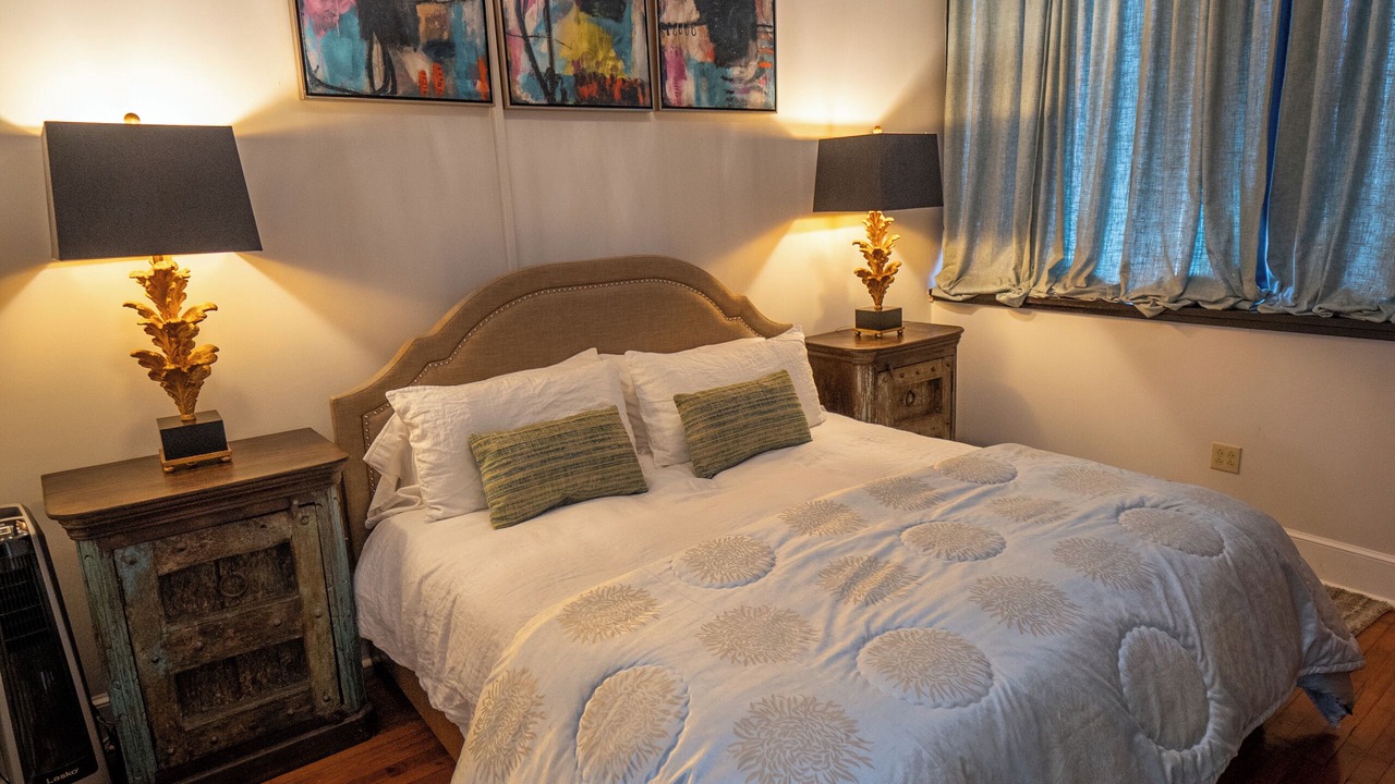 Photo of Bedroom in Grove City