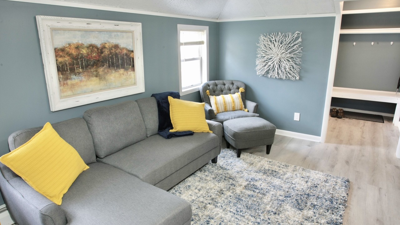 Photo of Livingroom in Lakewood