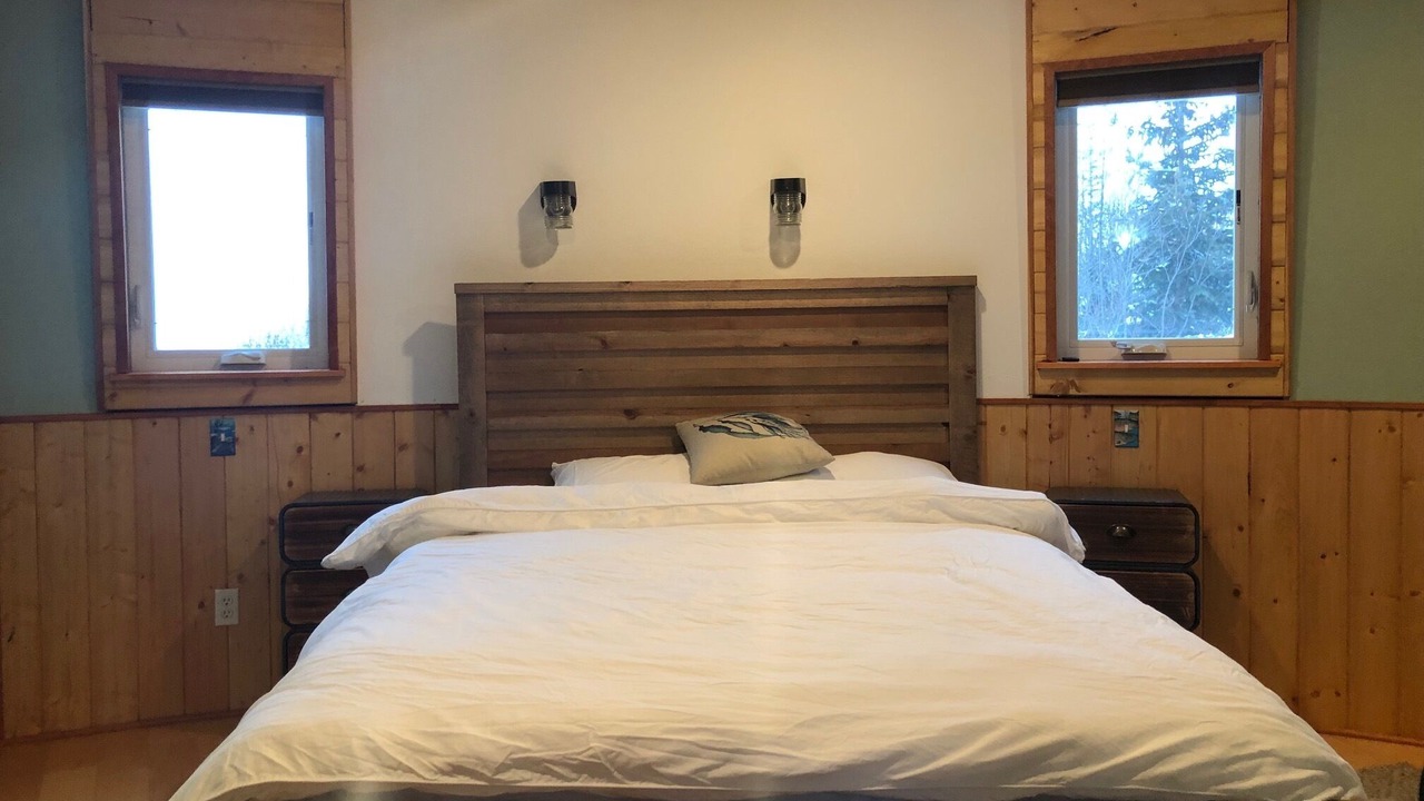 Photo of Bedroom in Fritz Creek