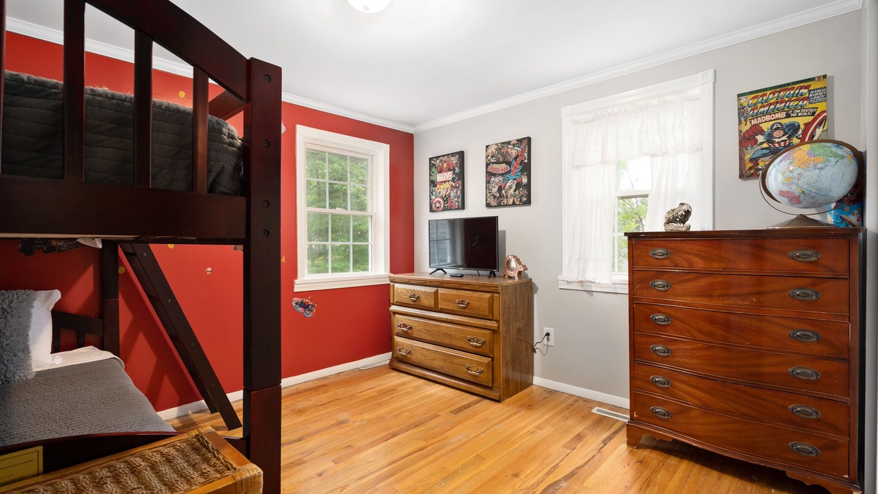 Photo of Bedroom in Geyser Crest