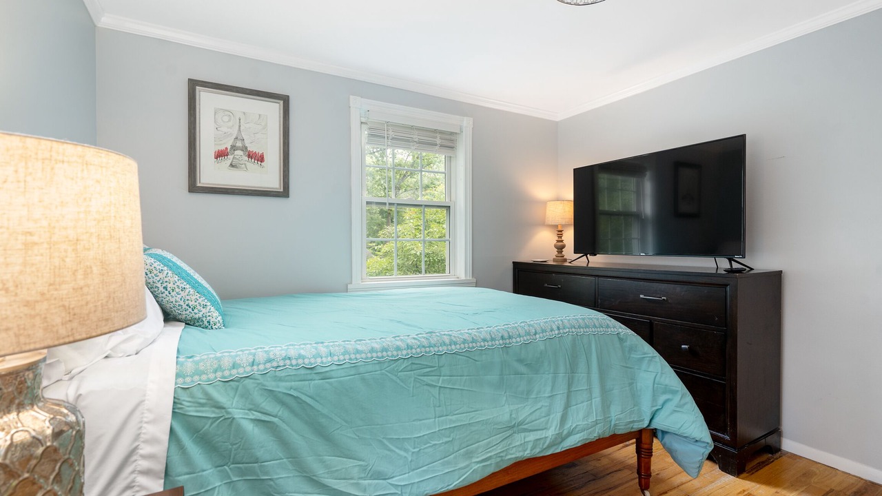 Photo of Bedroom in Geyser Crest