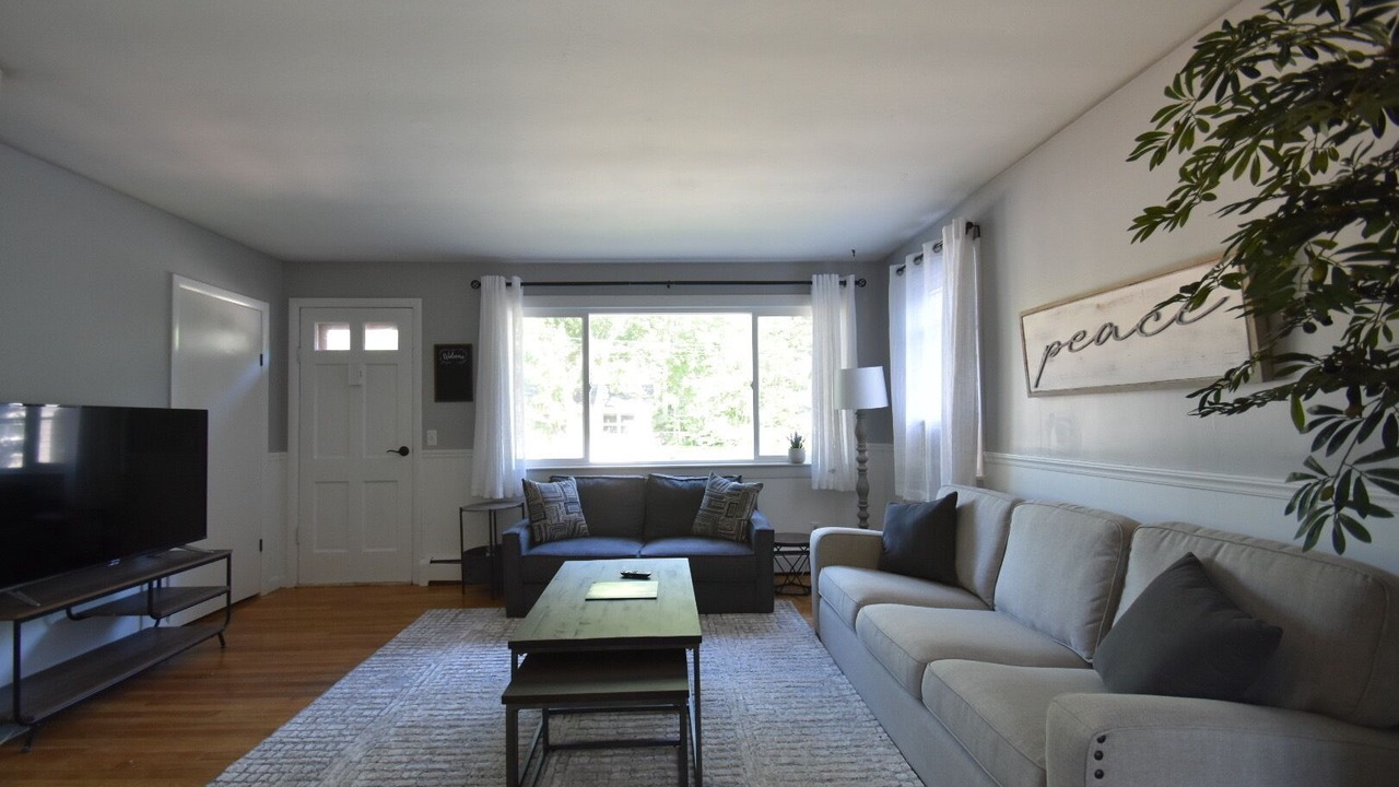 Photo of Livingroom in Topsham