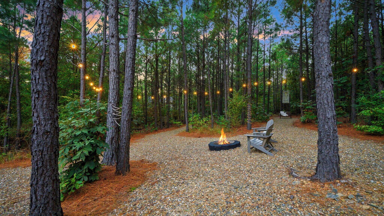 Photo of Outdoor in Pickens