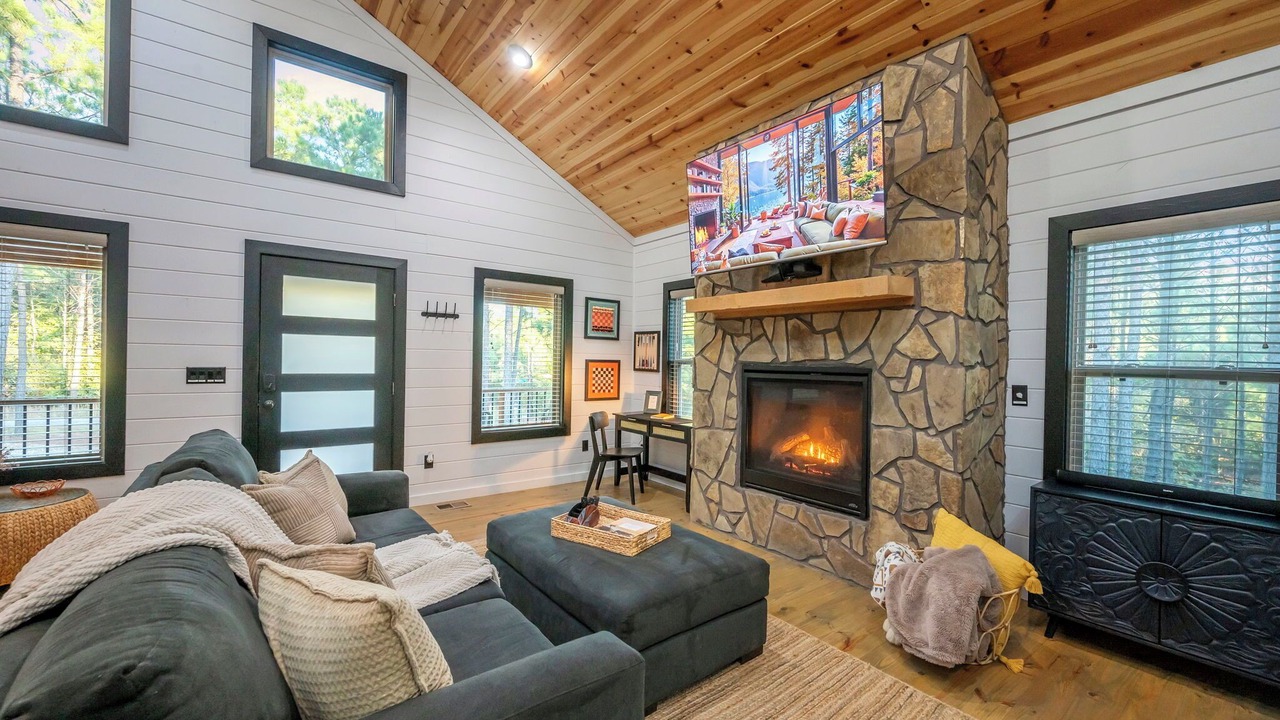 Photo of Livingroom in Pickens