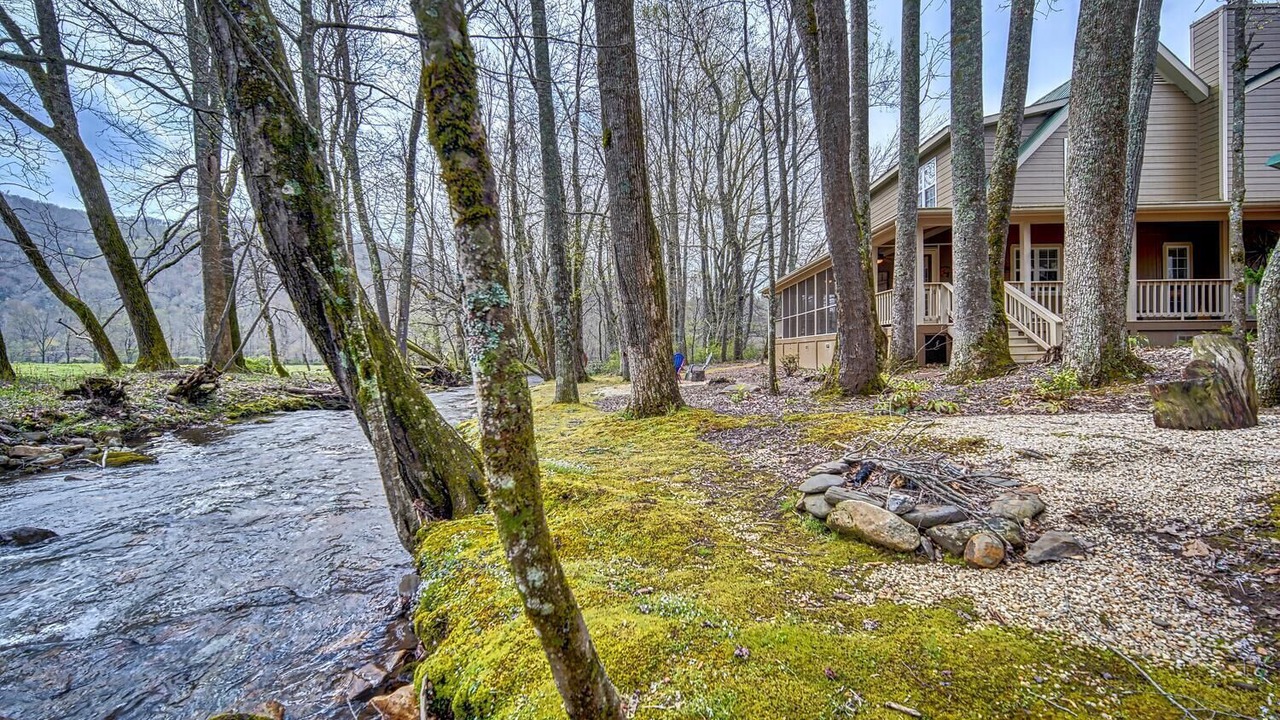 Photo of Others in Hayesville