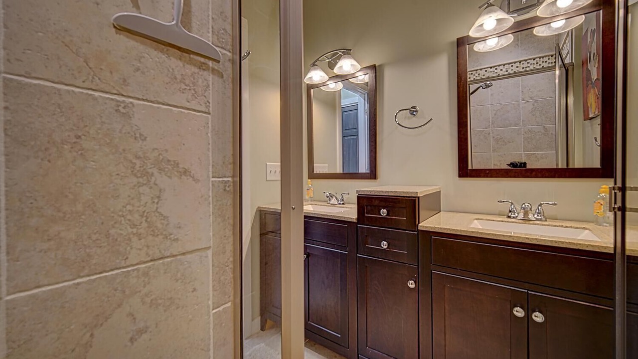 Photo of Bathroom in Hayesville