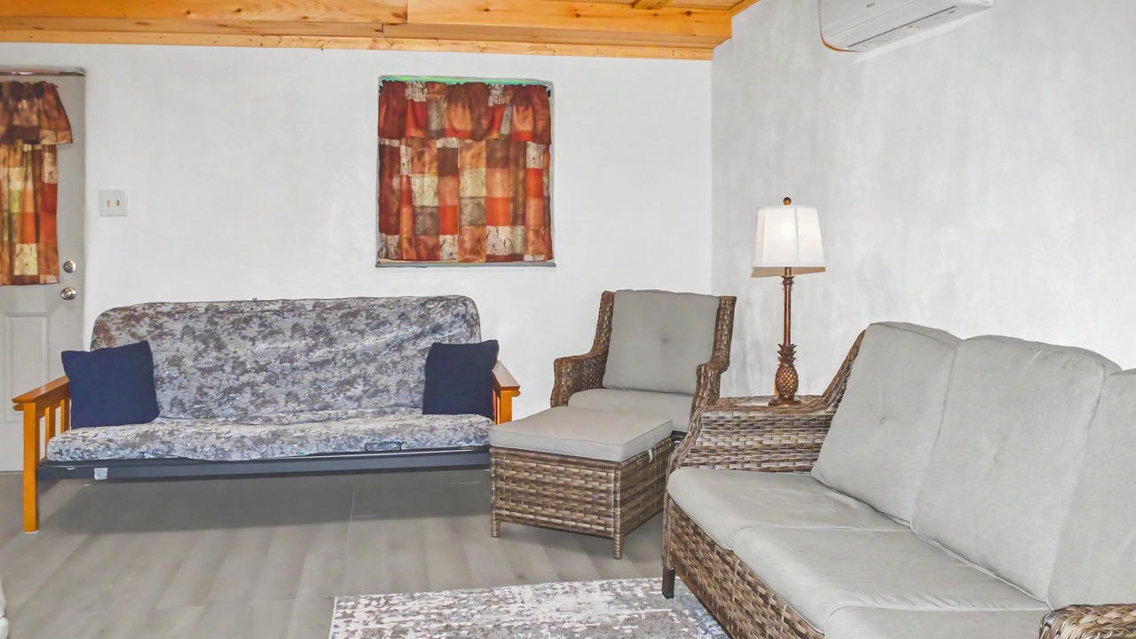 Photo of Livingroom in Town of Catharine