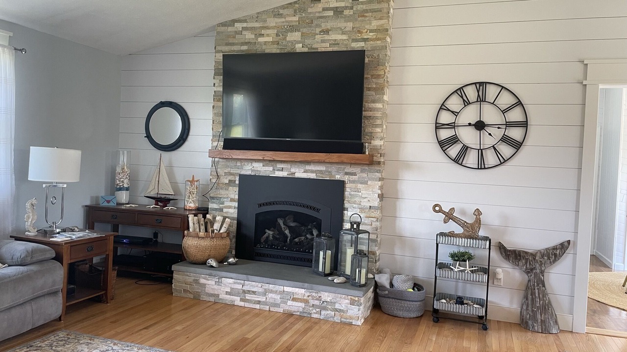 Photo of Livingroom in Snug Harbor