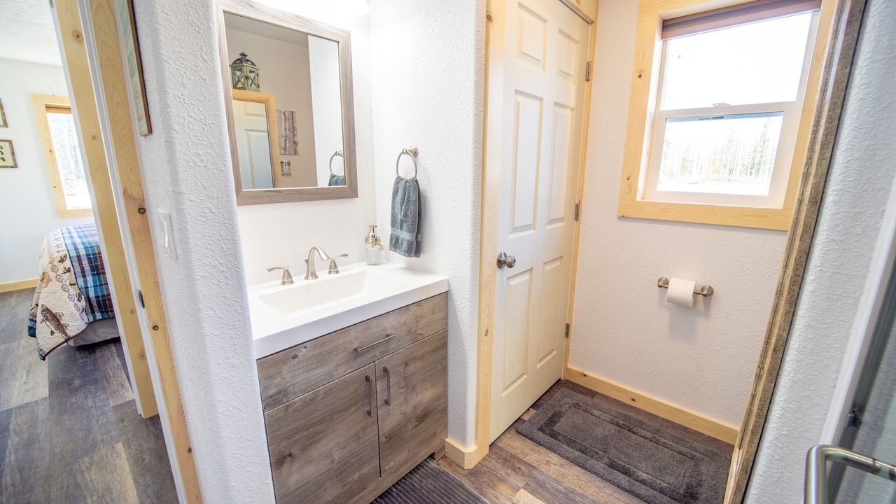 Photo of Bathroom in Kalifornsky