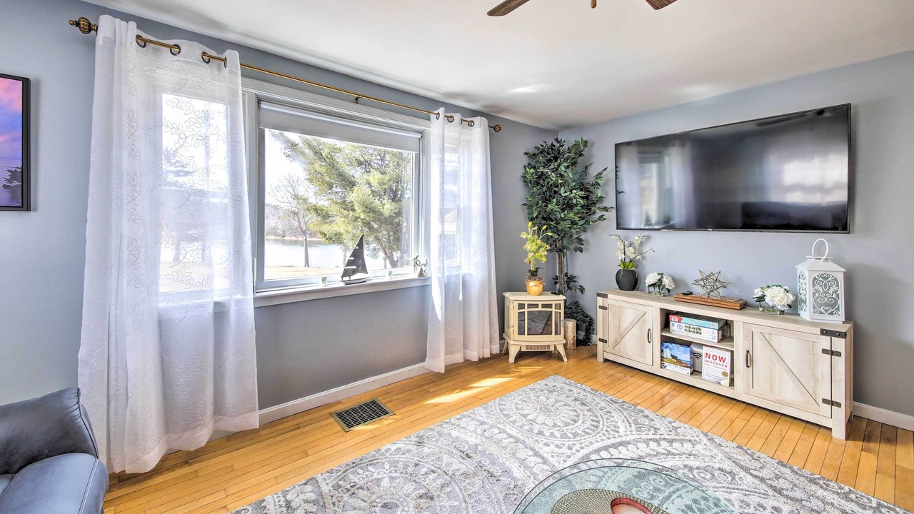 Photo of Livingroom in Bath