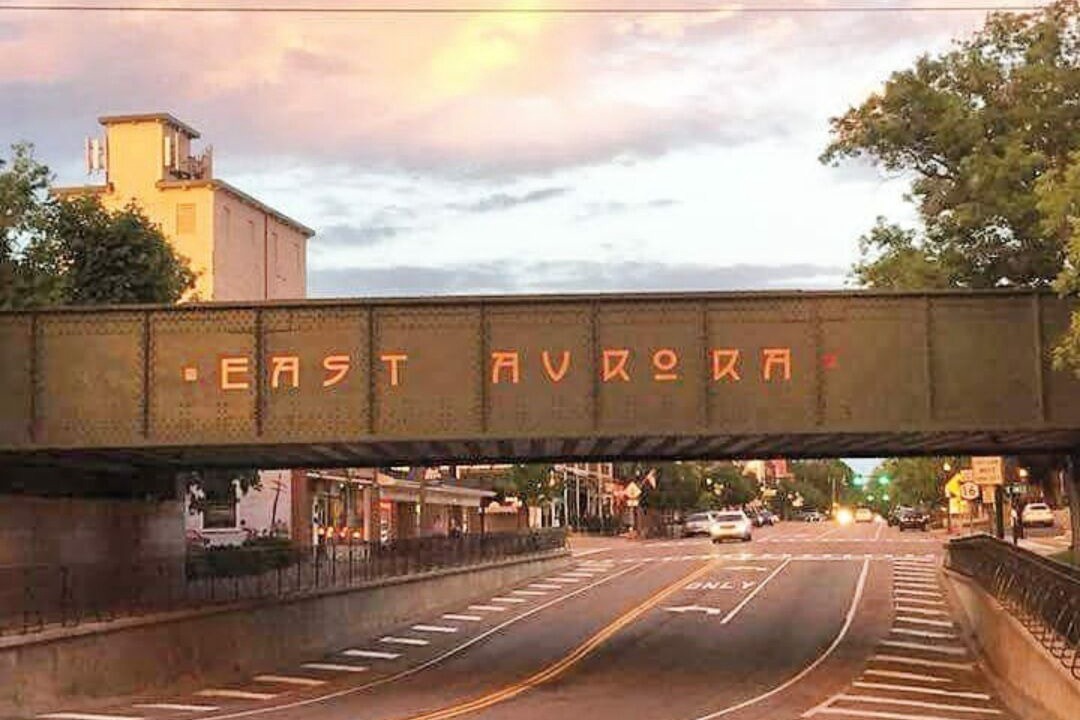 Photo of Others in East Aurora