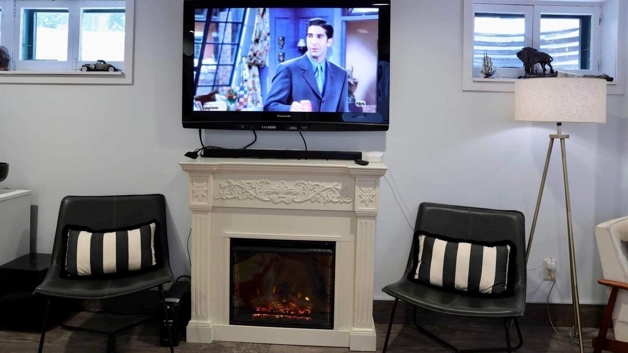 Photo of Livingroom in East Aurora