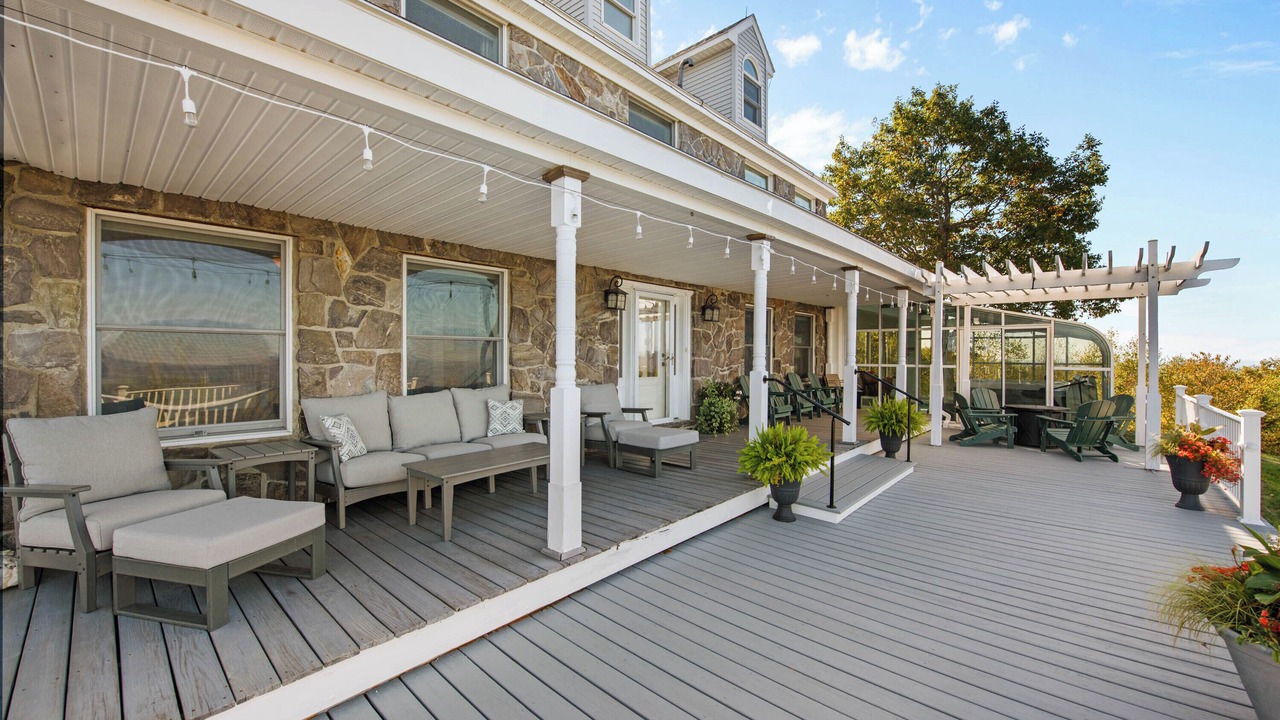 Photo of Patio Balcony in West Paris