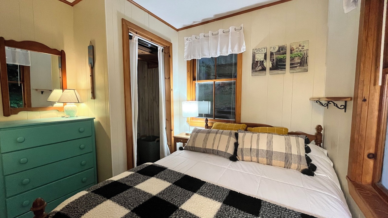 Photo of Bedroom in Readfield