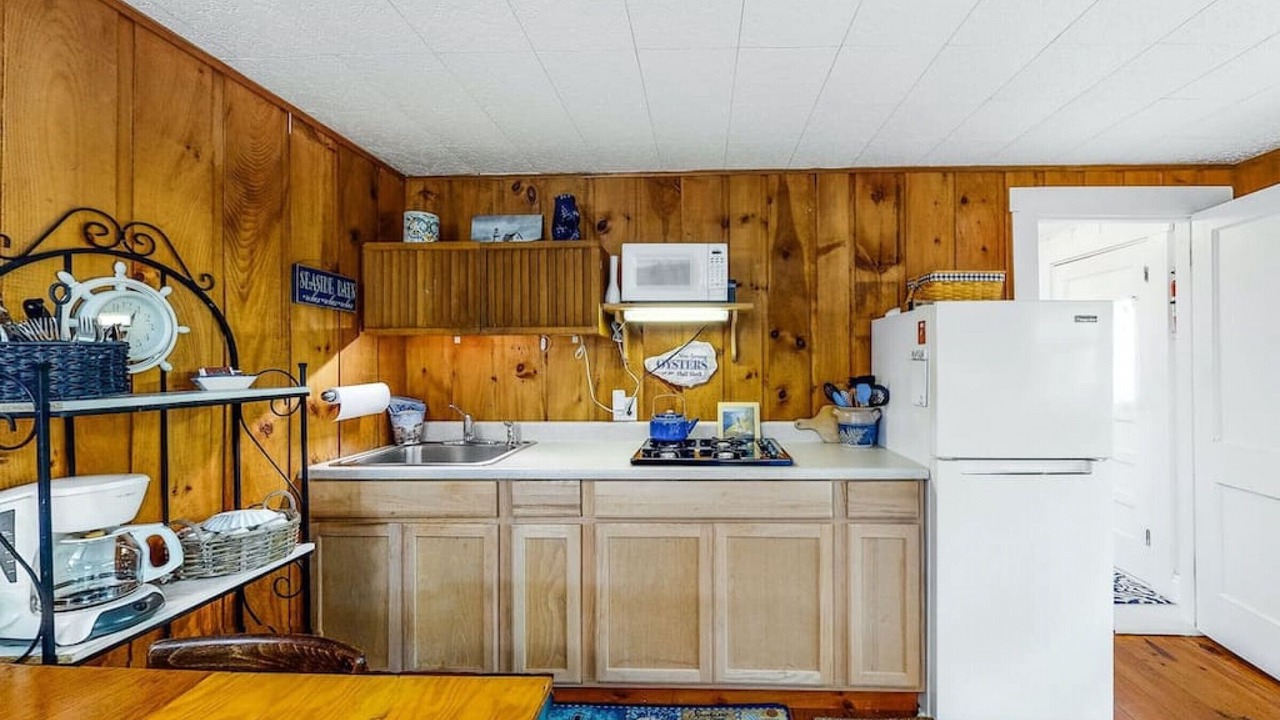 Photo of Kitchen in Pemaquid Beach