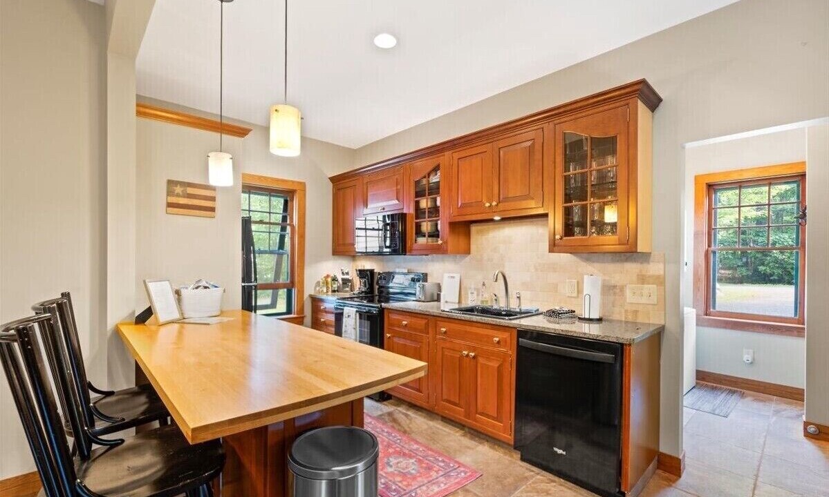 Photo of Kitchen in Lake George