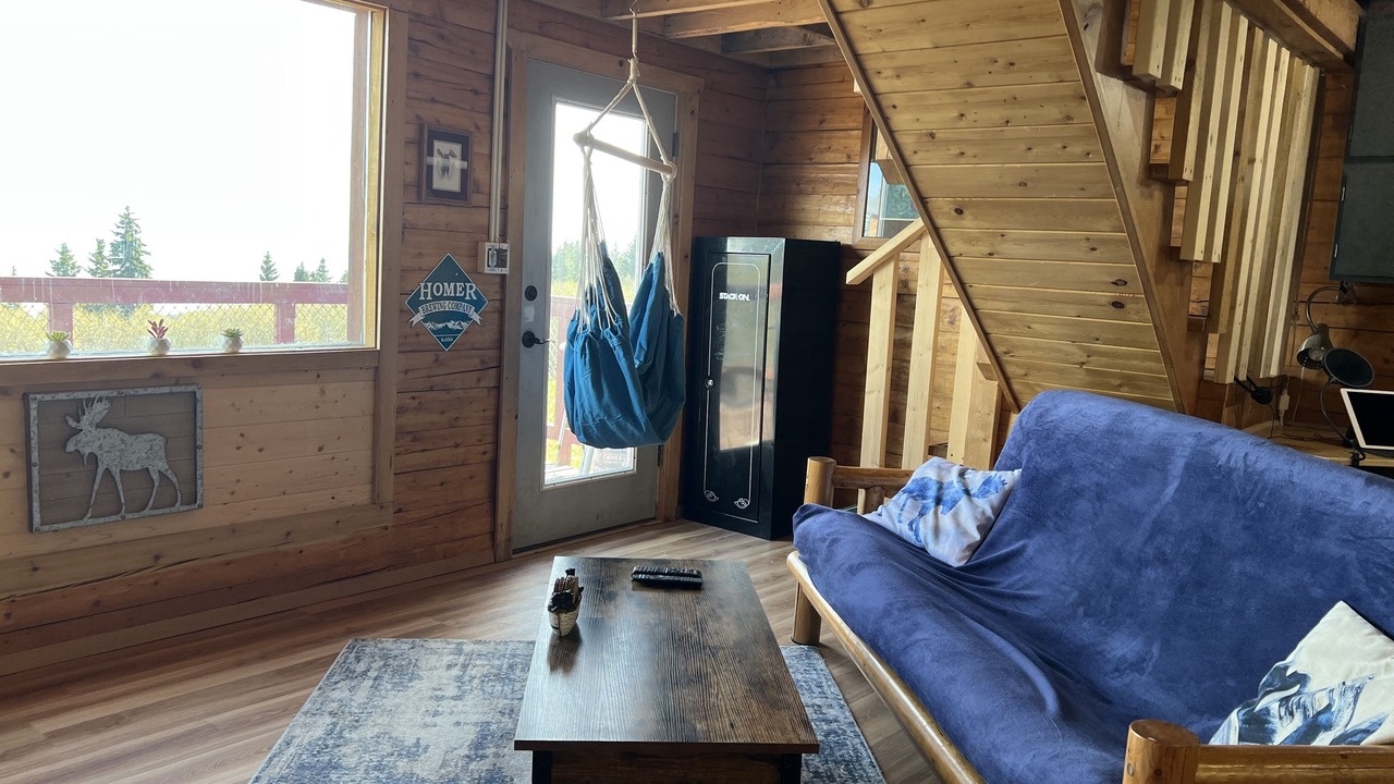 Photo of Livingroom in Fritz Creek