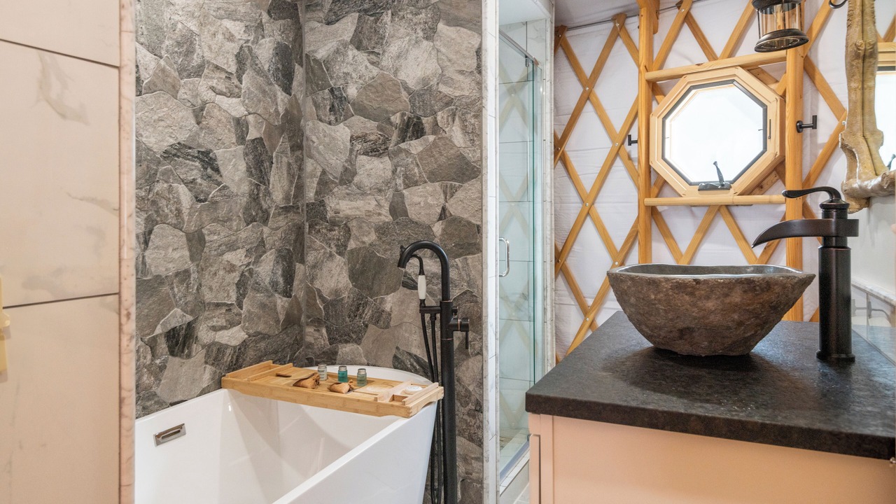Photo of Bathroom in West Tremont