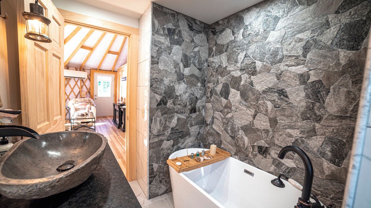 Photo of Bathroom in West Tremont