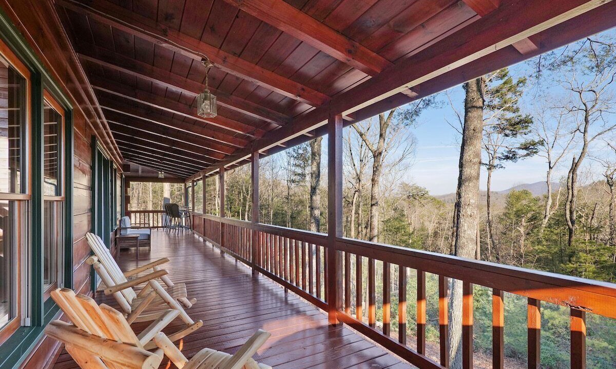 Photo of Patio Balcony in Cherry Log