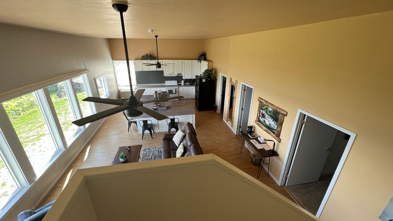 Photo of Livingroom in Homer