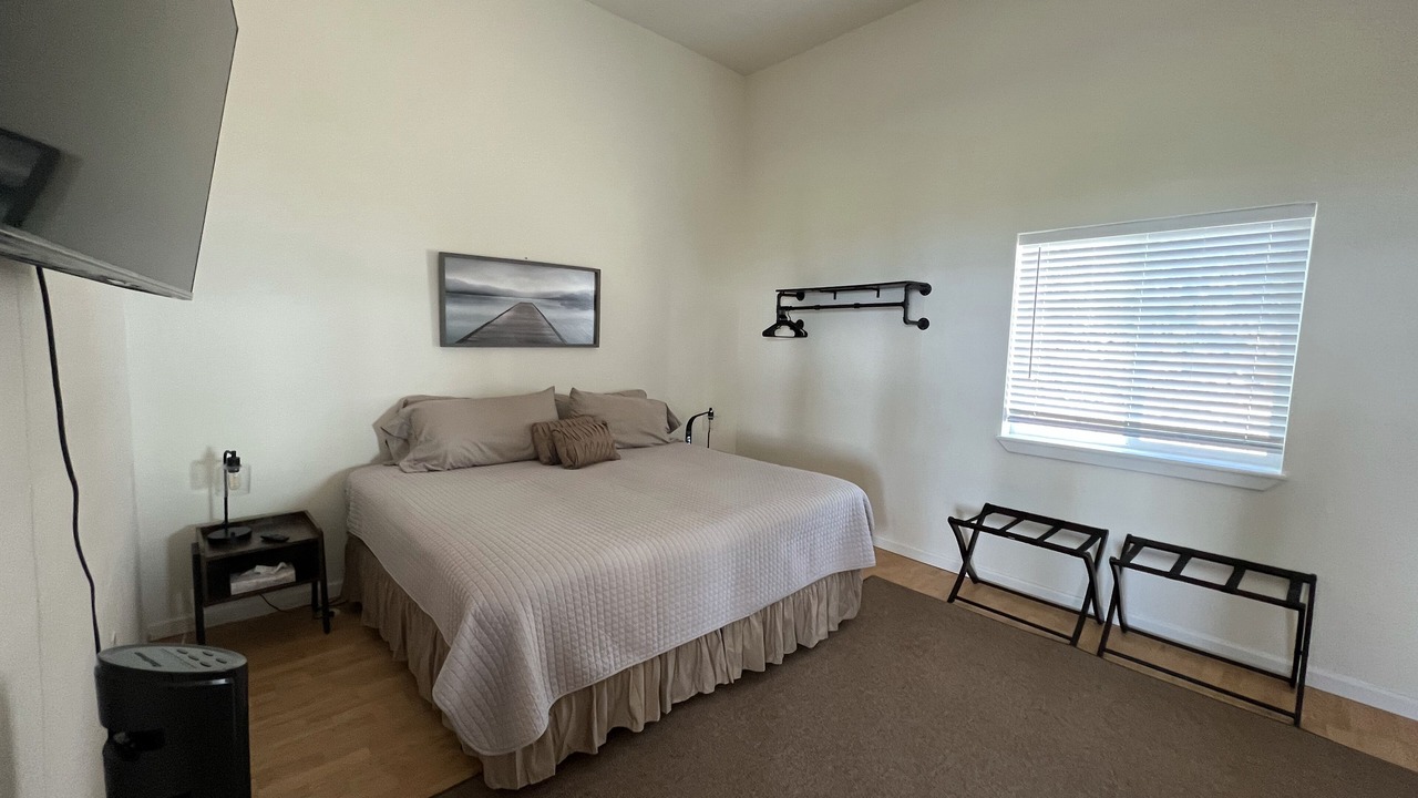 Photo of Bedroom in Homer