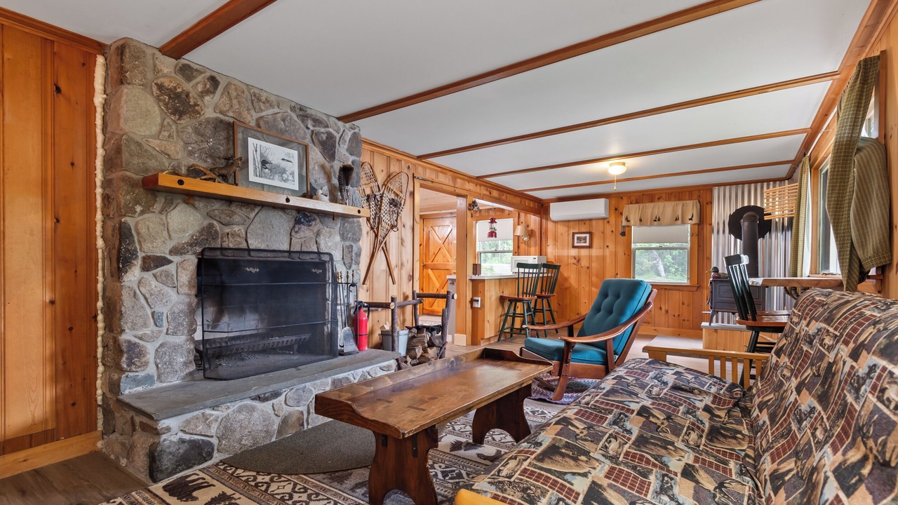 Photo of Livingroom in Rangeley Plantation