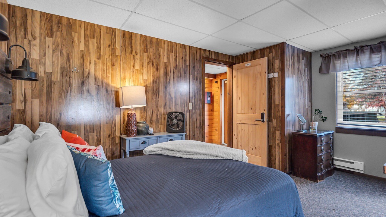 Photo of Bedroom in Ellicottville