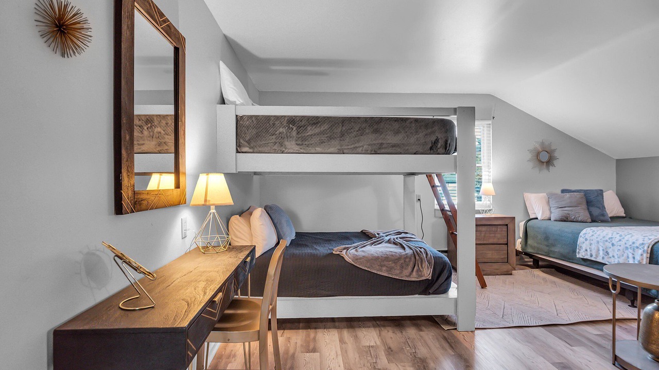 Photo of Bedroom in Ellicottville