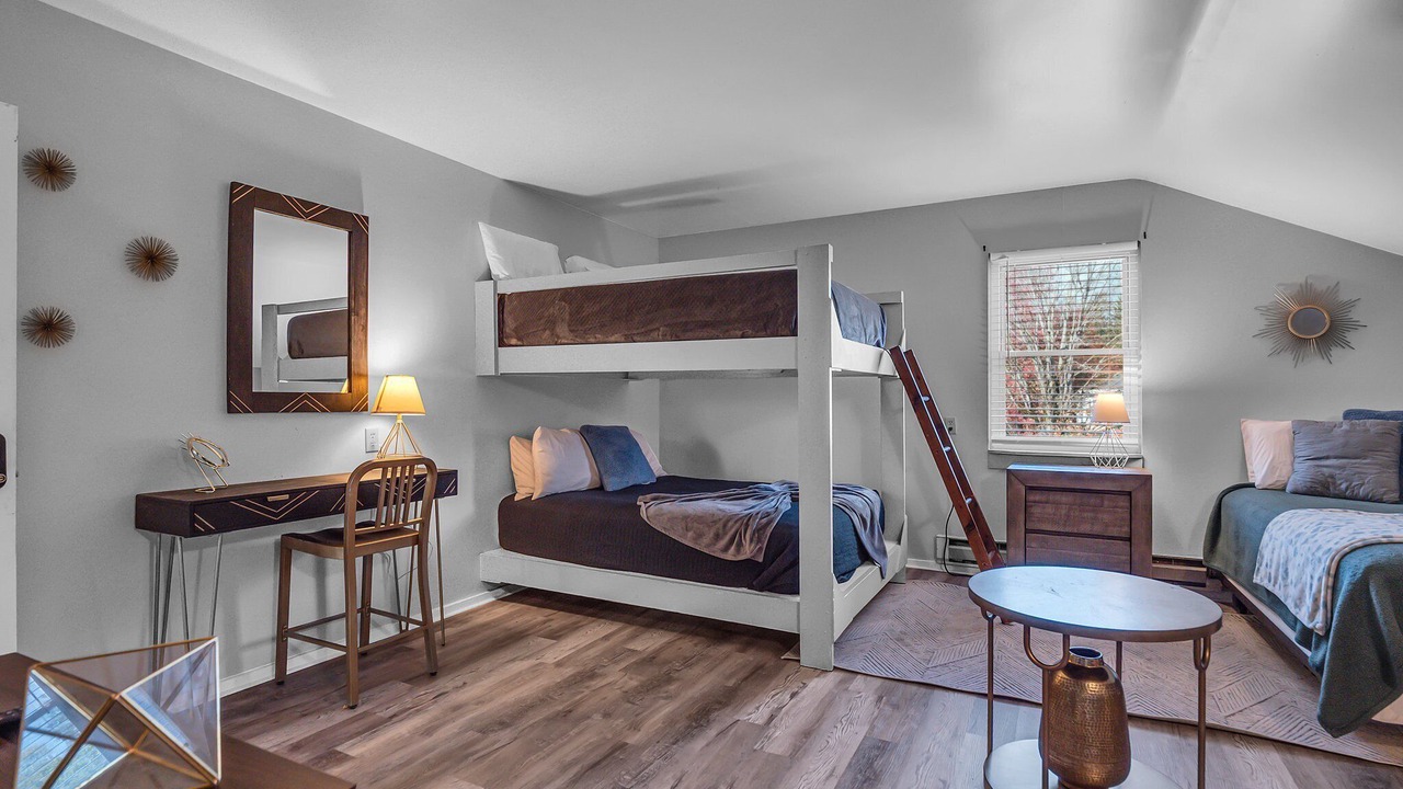 Photo of Bedroom in Ellicottville