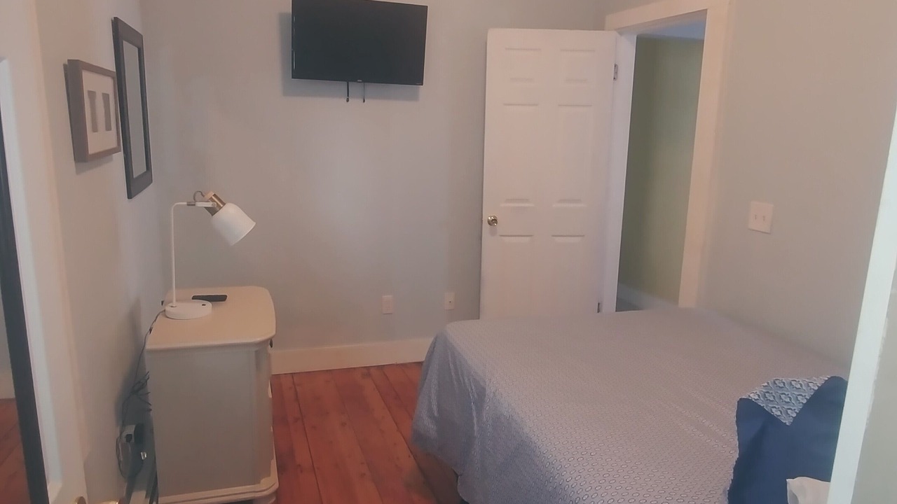 Photo of Bedroom in East Bayside