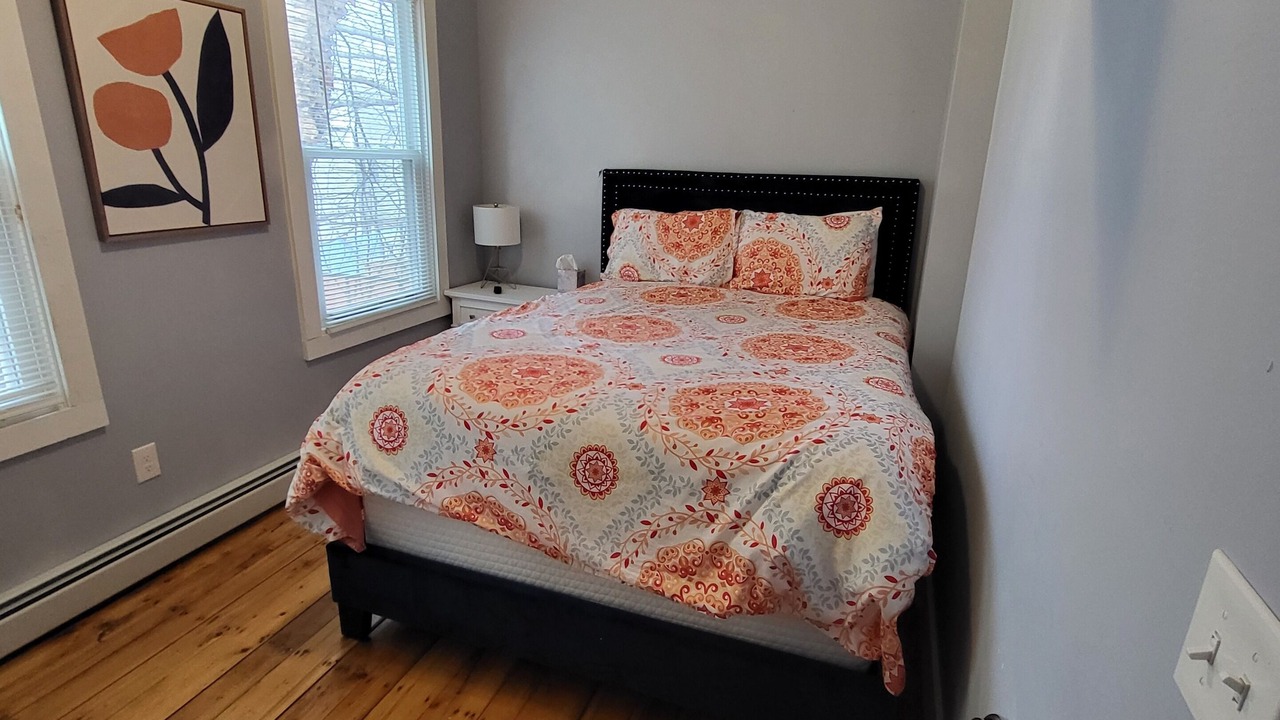 Photo of Bedroom in East Bayside