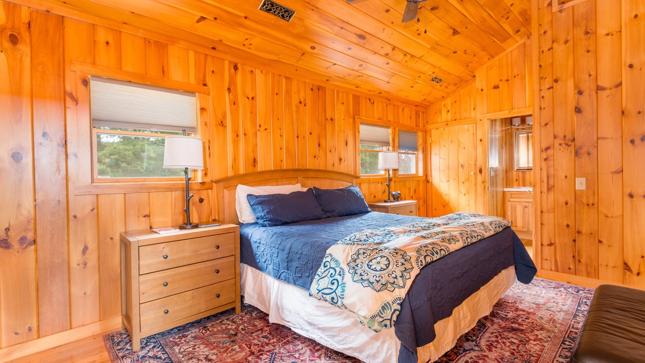 Photo of Bedroom in Clayton