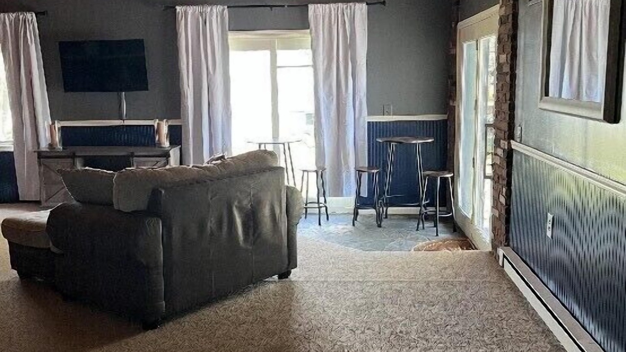 Photo of Livingroom in Bemus Point