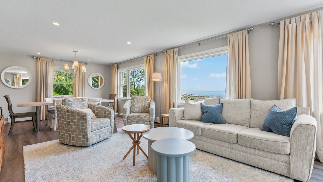 Photo of Livingroom in Southern Coast