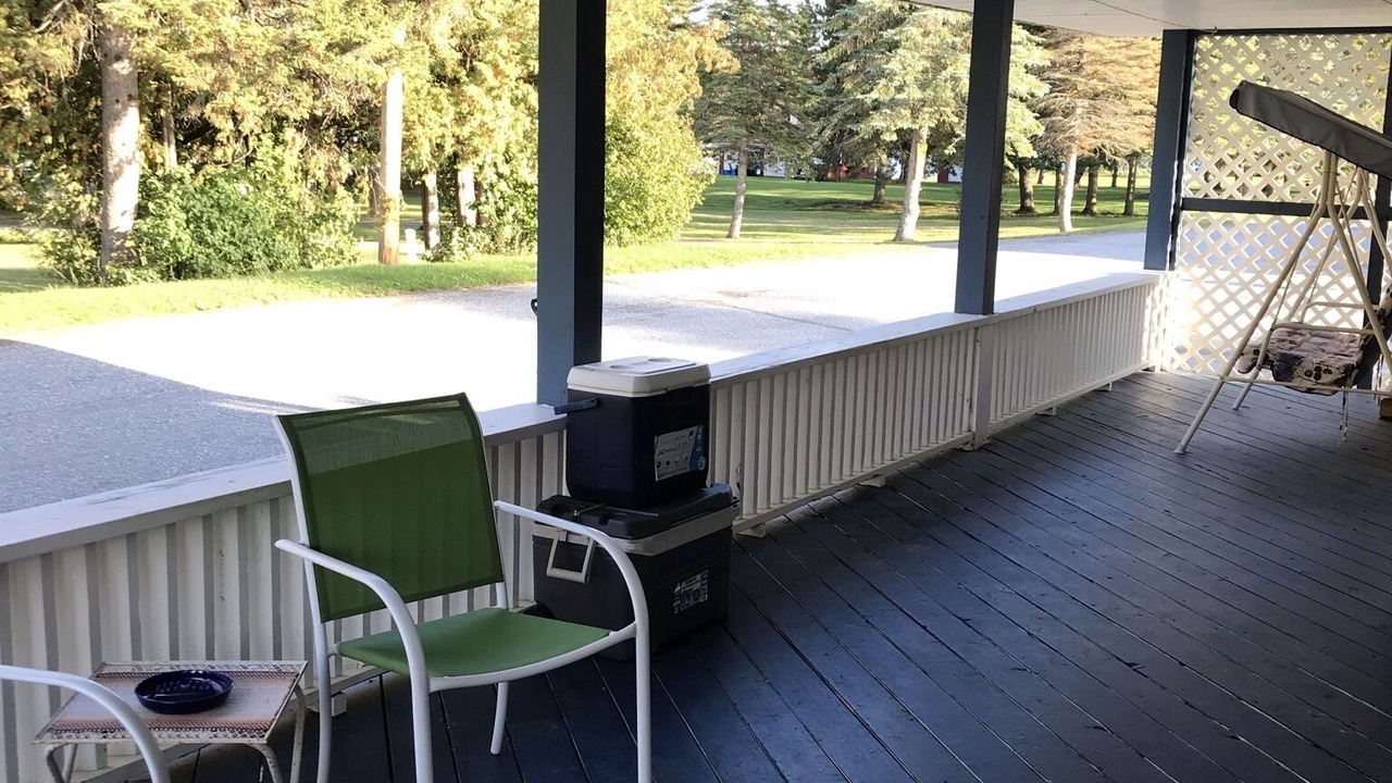 Photo of Patio Balcony in Eagle Lake