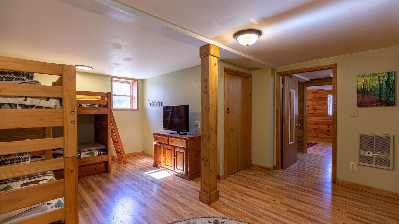 Photo of Bedroom in Blowing Rock