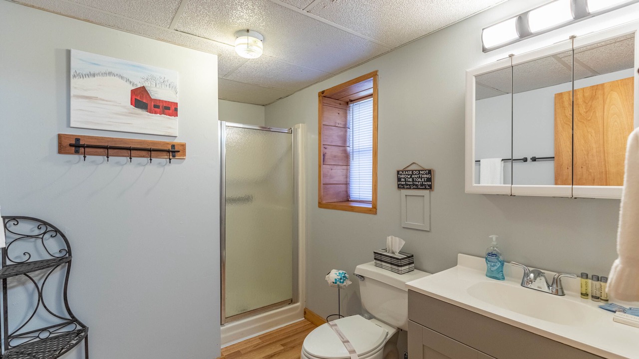 Photo of Bathroom in Blowing Rock