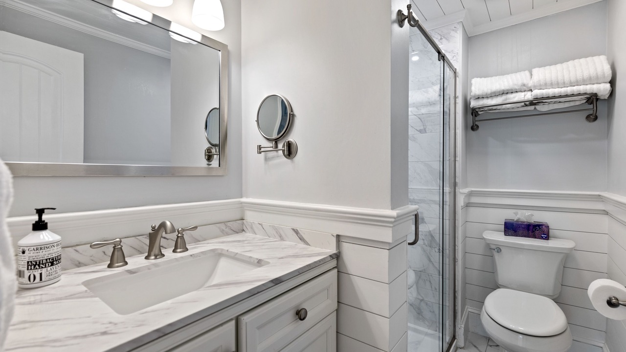 Photo of Bathroom in Higgins Beach