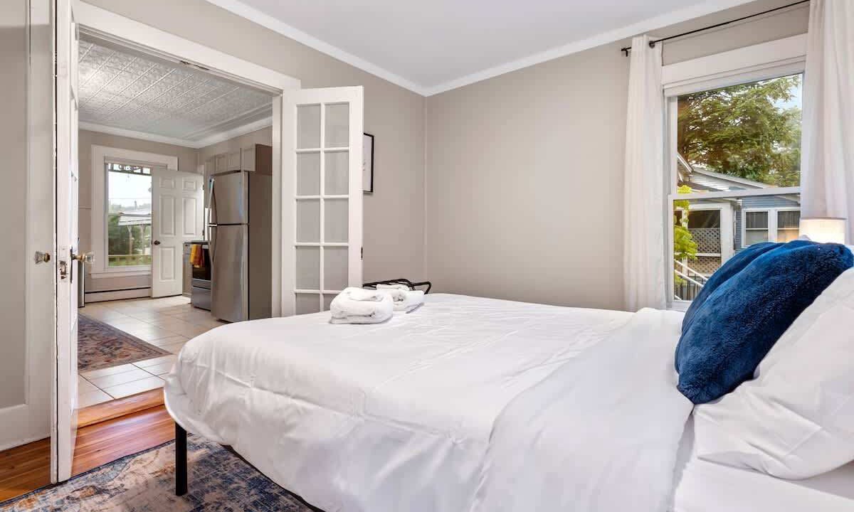 Photo of Bedroom in Westbrook