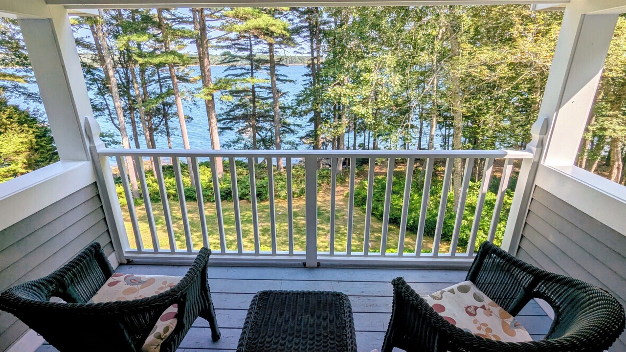 Photo of Outdoor in Round Pond