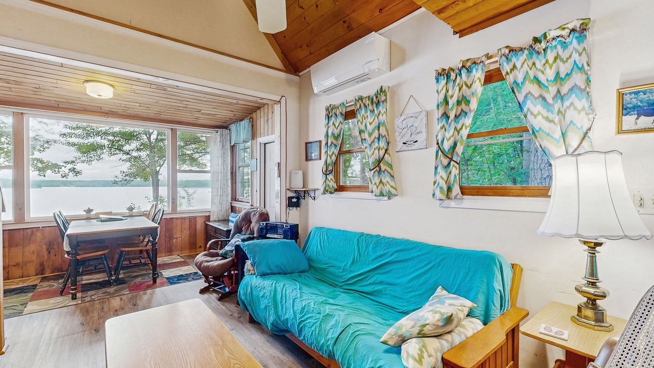 Photo of Livingroom in Wayne