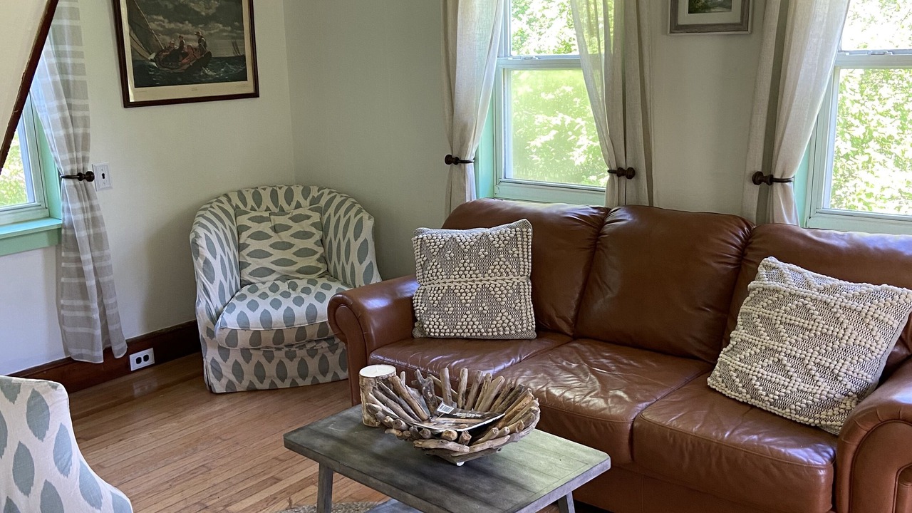 Photo of Bedroom in Brooksville