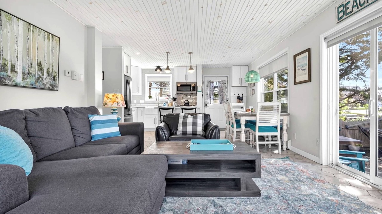 Photo of Livingroom in Scarborough