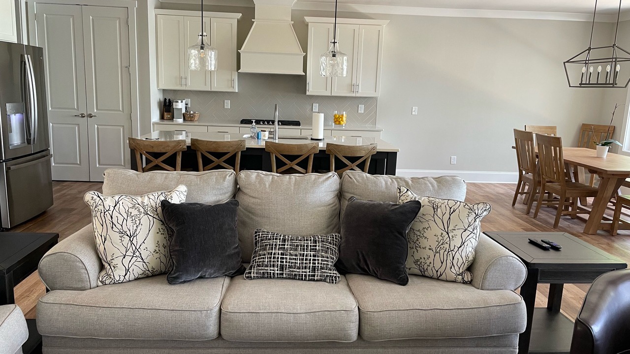 Photo of Livingroom in Eatonton
