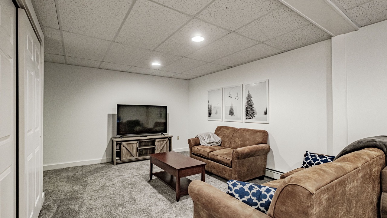 Photo of Livingroom in Bethel