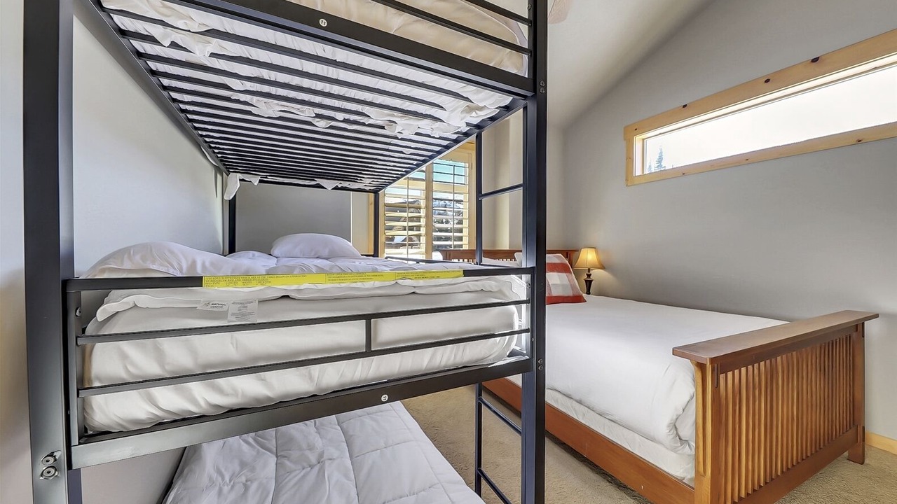Photo of Bedroom in Steam Engine Meadows