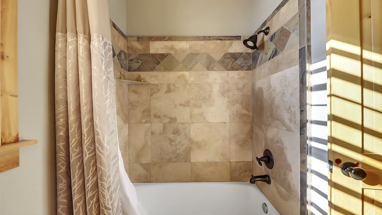 Photo of Bathroom in Steam Engine Meadows