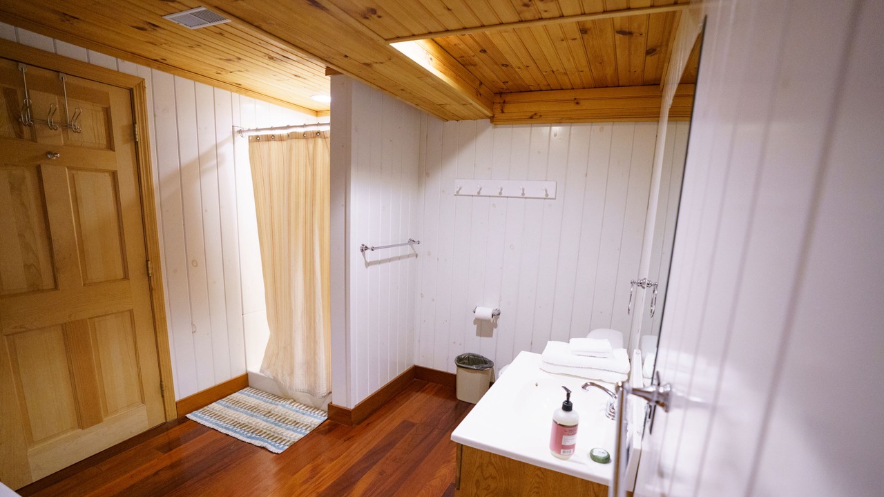 Photo of Bathroom in Oxford